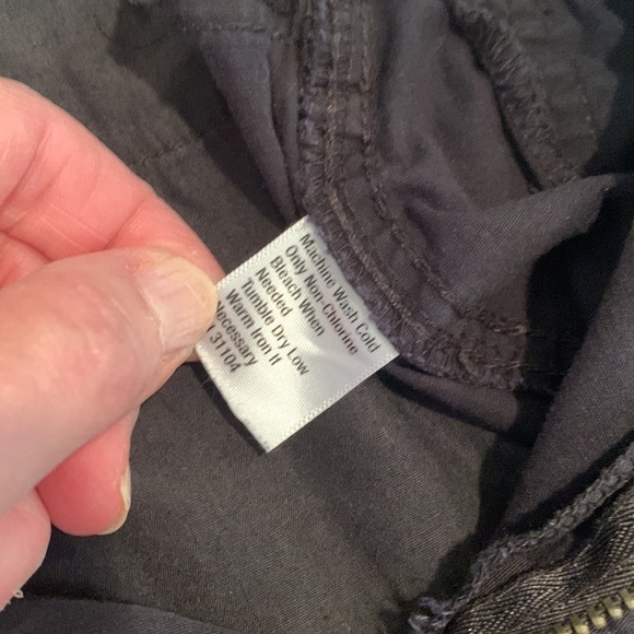 Black cotton walking shorts 11” length Belk brand - Picture 5 of 7